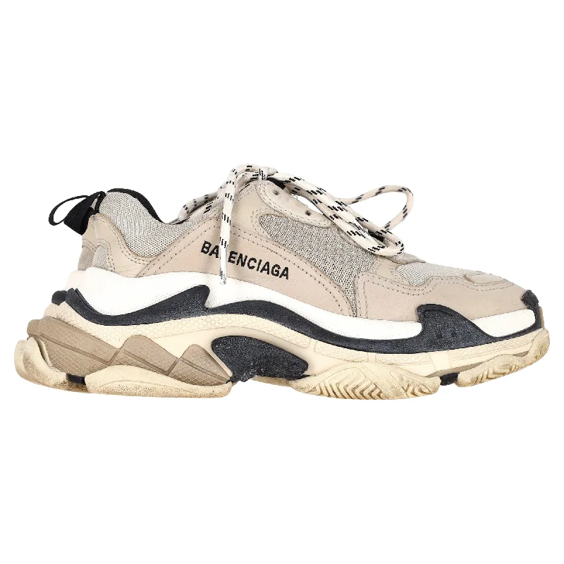 Street-Style Slip-Ons Balenciaga Clear Sole Triple S Sneakers in Beige Polyester