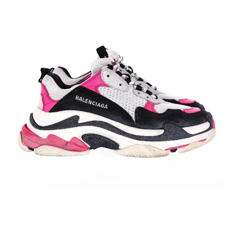 Trendy Casual Shoes Offer Balenciaga Triple S Sneakers in Pink Polyester