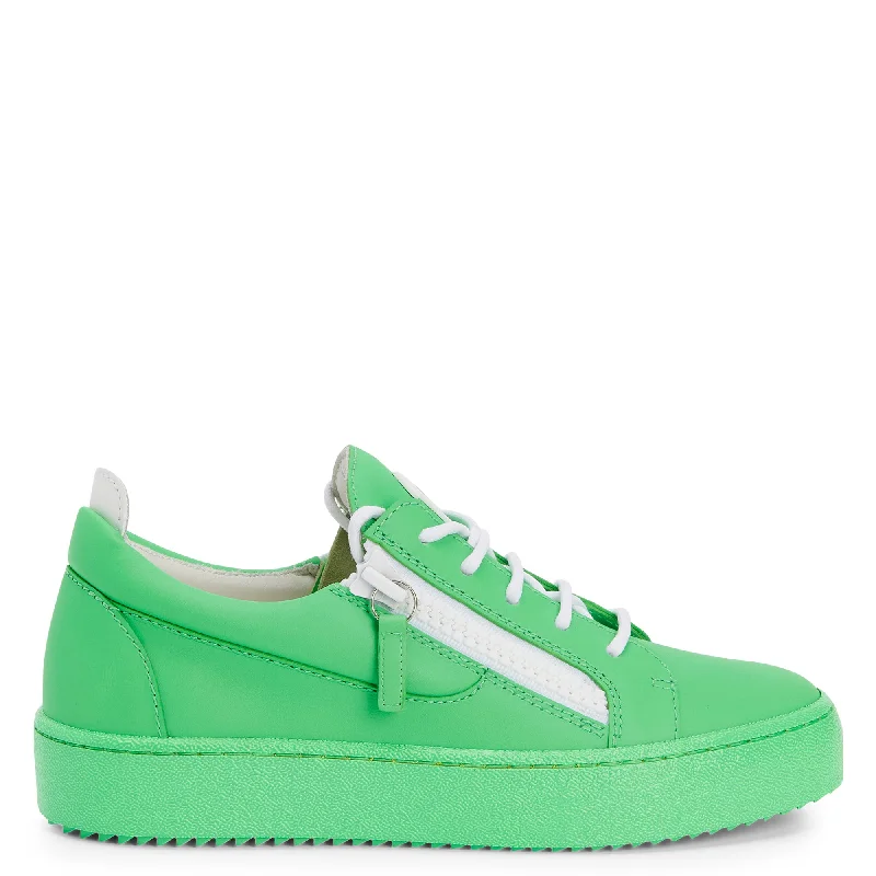 Stylish Looks Giuseppe Zanotti Gail