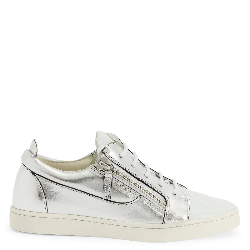 Stylish Savings Giuseppe Zanotti Nicki