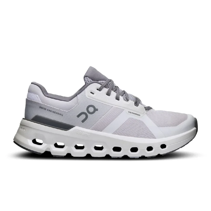 All-Season Shoes Deal On Women's Cloudrunner 2 - Frost/White