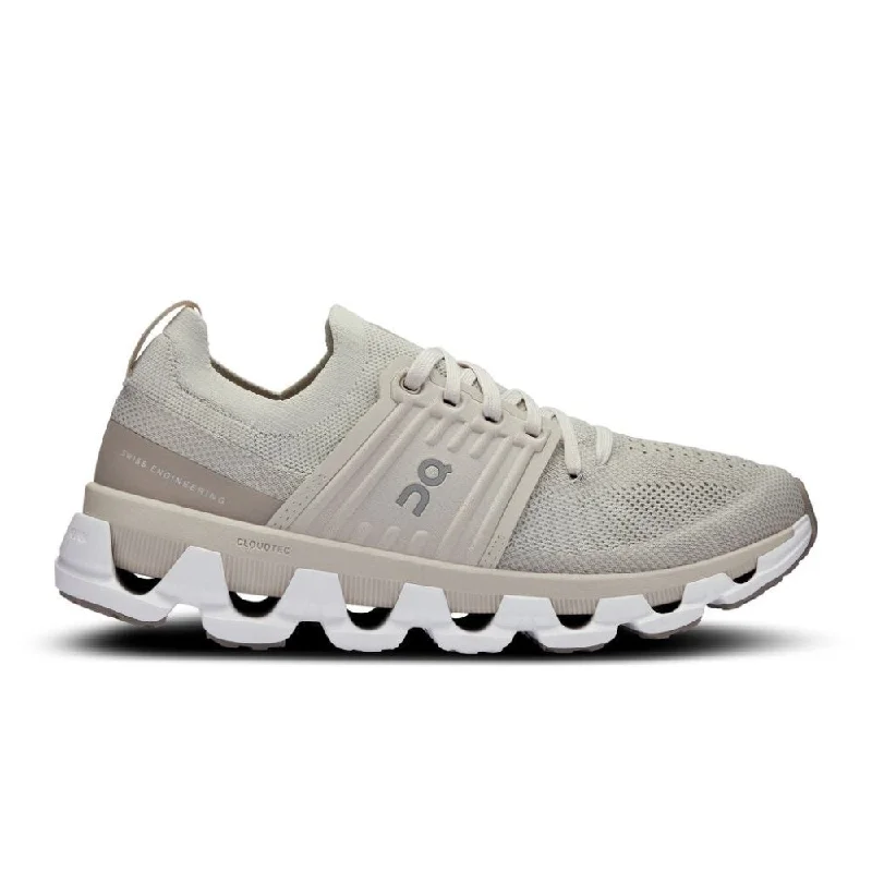 Chic And Edgy On Women's Cloudswift 3 - Pearl/Fog