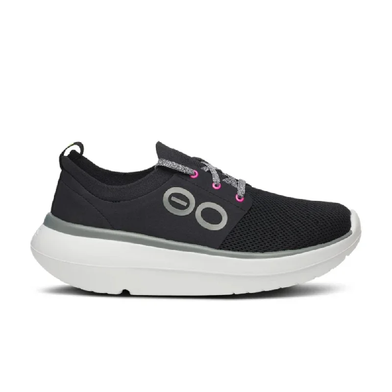 Trend Alert OOFOS Women's OOmy Stride - White/Black