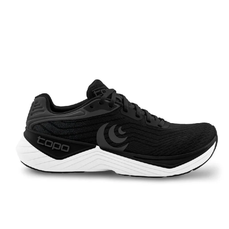 Luxury Shoes Clearance Topo Athletic Women's Ultrafly 5 Wide Width - Black/White