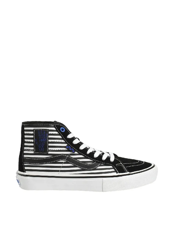 Women's Dress Shoes Unisex Skate Sk8-Hi Top Sneaker In Black,white