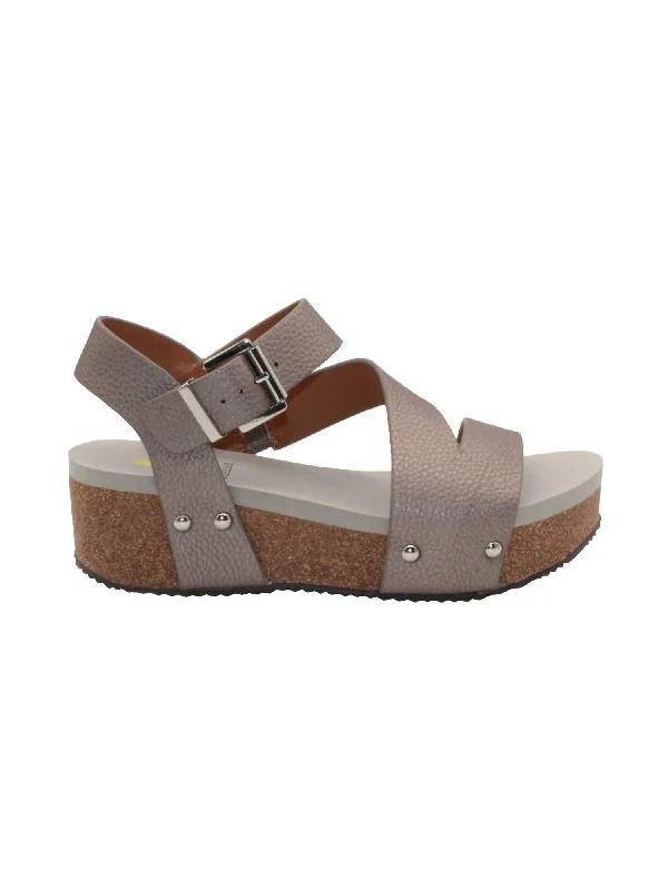 Flirty Fashion Discounts Women's Biloxi Sandal In Pewter