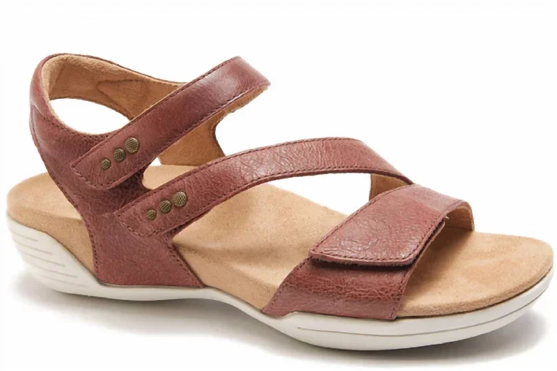 Walking Comfort Shoes Women's Denia Sandal In Brown