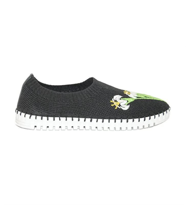 Unleash Your Fashion Women's Lucy Stretch Sneakers In Black Embroidered