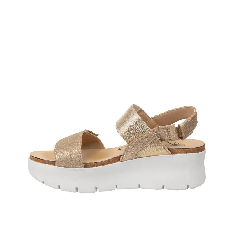 Comfortable Outdoor Shoes Women's Nova Sandal In Gold
