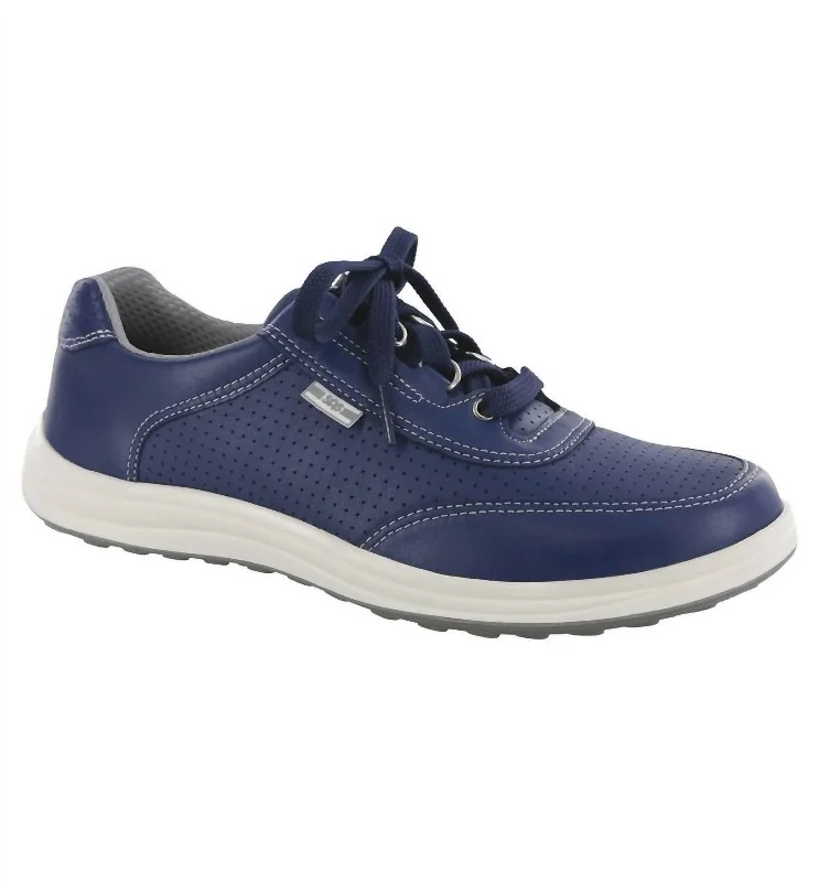 Women's Adventure-Ready Shoes Women's Sporty Lux Sneaker - Wide In 3731
