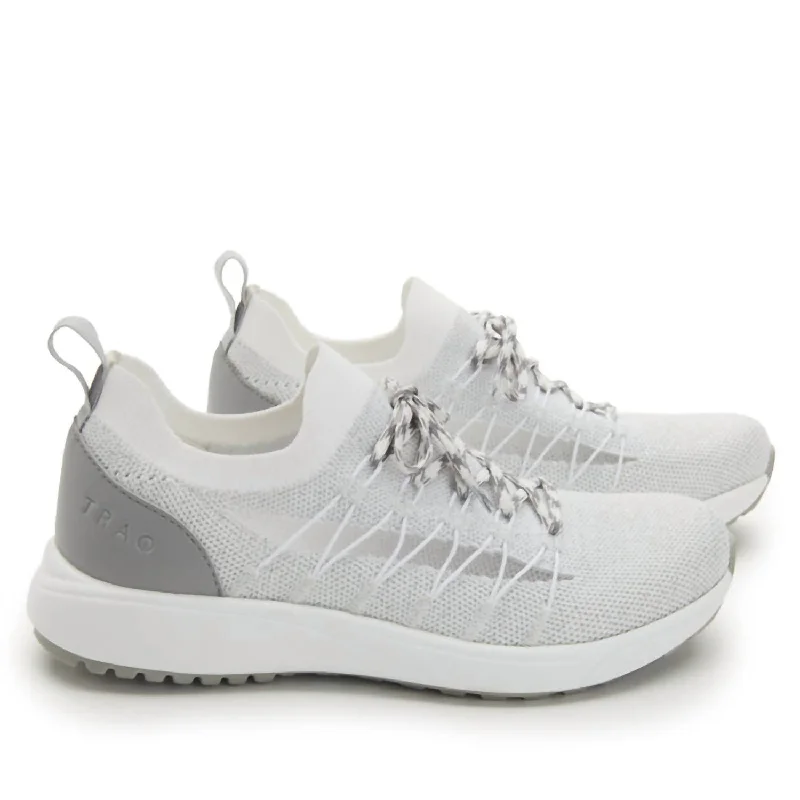 Durable Fashion Picks Women's Synq 2 Sneakers In Silver