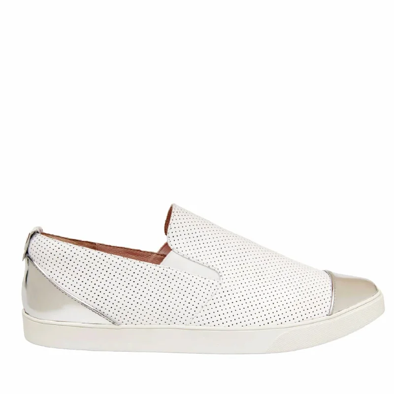 Women's Flats Sale Women's The Sophisticate Slip-On Sneaker In White/silver Metallic