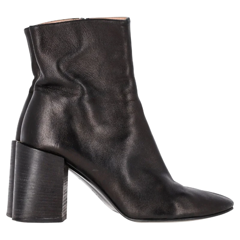 Early Bird Offer Acne Studios Saul Ankle Boots in Black Leather