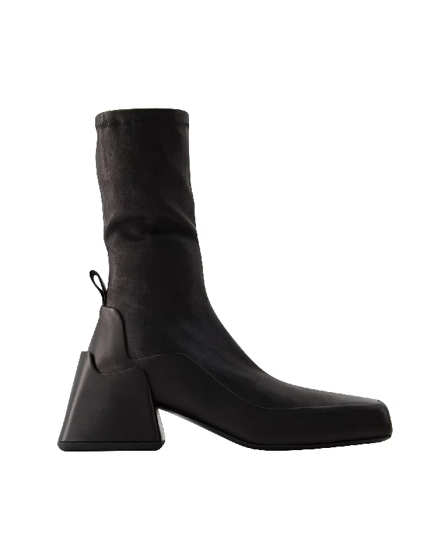 Get The Latest Trends Ankle Boots - Jil Sander - Leather - Black