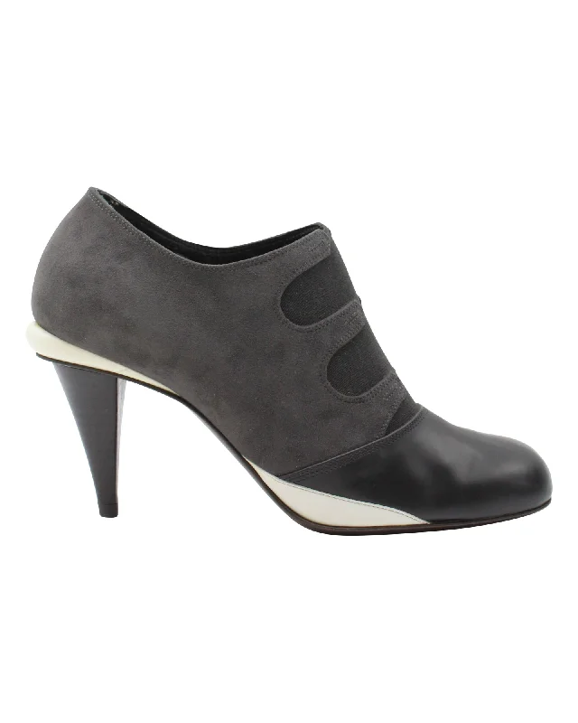 Limited Stock, Big Discounts Fendi Gartered Ankle Boots in Grey Suede