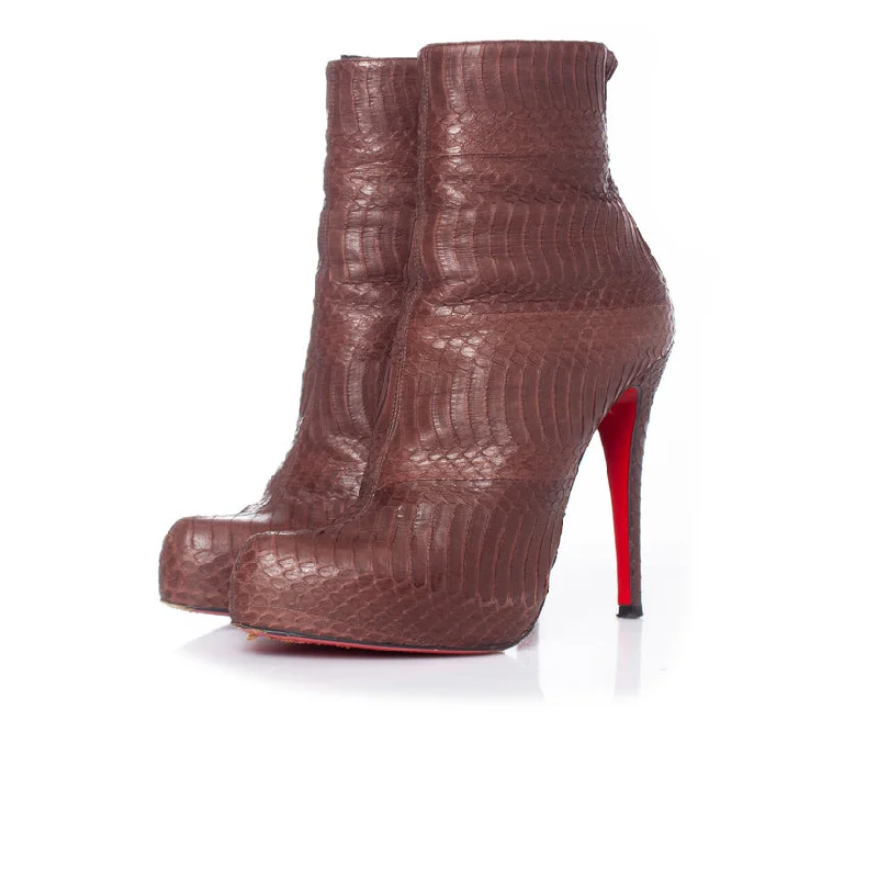 Trendy Pulse snakeskin platform boots