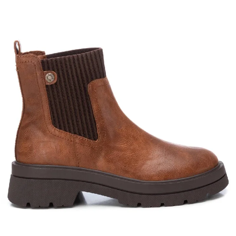 Women's Bold Fashion Shoes Women's Booties By XTI