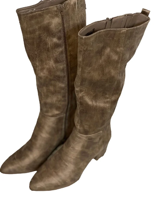 Comfortable Formal Shoes Women's Infinite Boot In Taupe