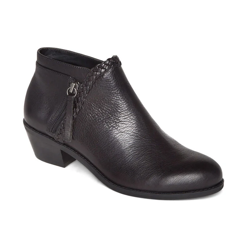 Chic & Cozy Collection Aetrex Mariana