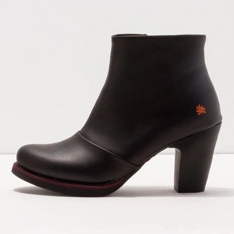 Stylish Statements ART Metropolitan 1142 Women's Gran Via Grass Boot