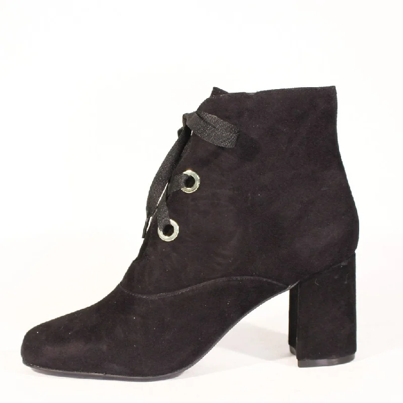 Trendy Street Style Flynn Suede Lace-Up Booties