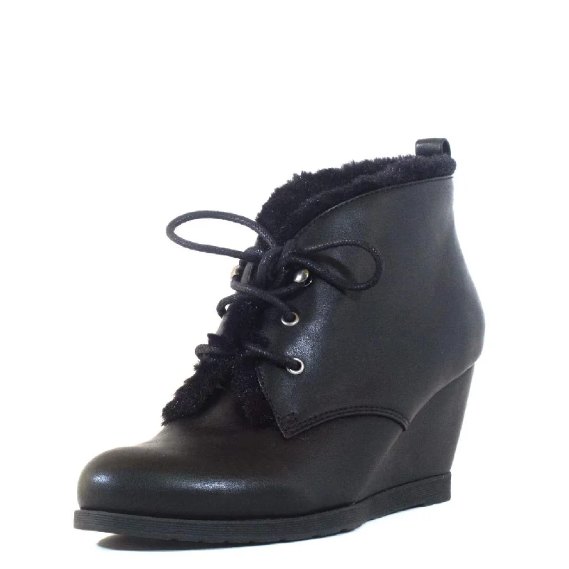 Save Big Toronto Leather Wedged Booties