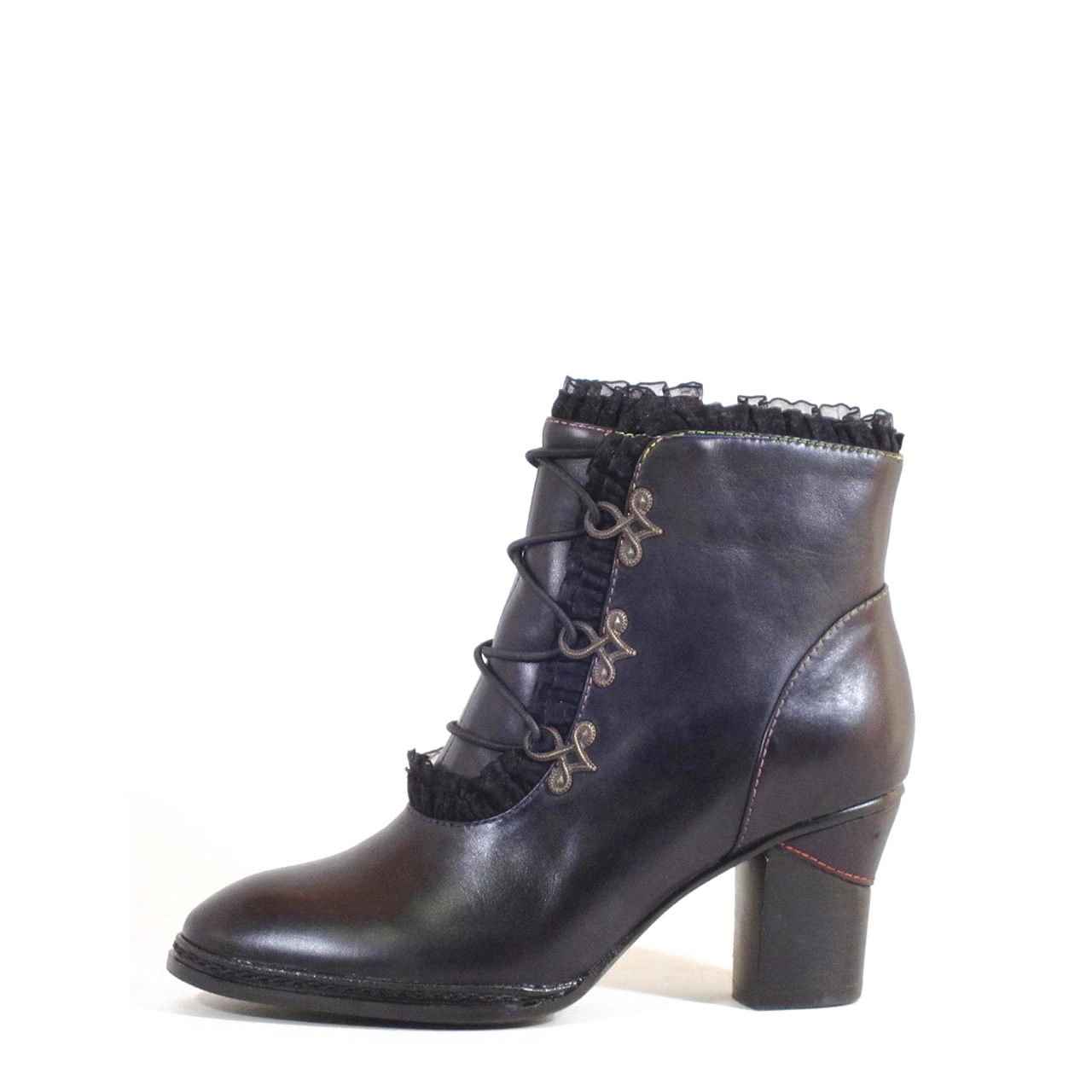 Chic Style, Always In Vogue Galleria Victorian Booties
