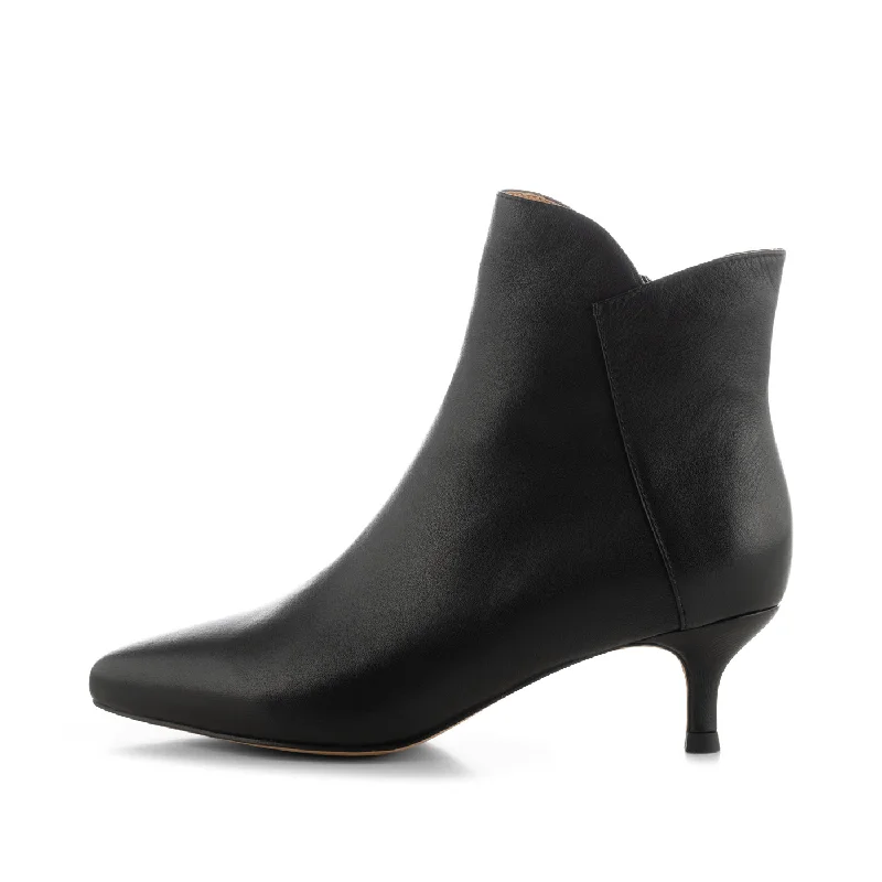 Daring Fashion Promotions Saga boot leather - BLACK