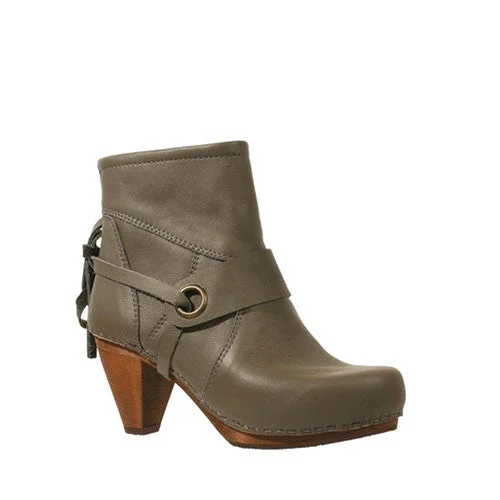 Dive Into Trendy Styles Sanita Women's Aya Cone Boot