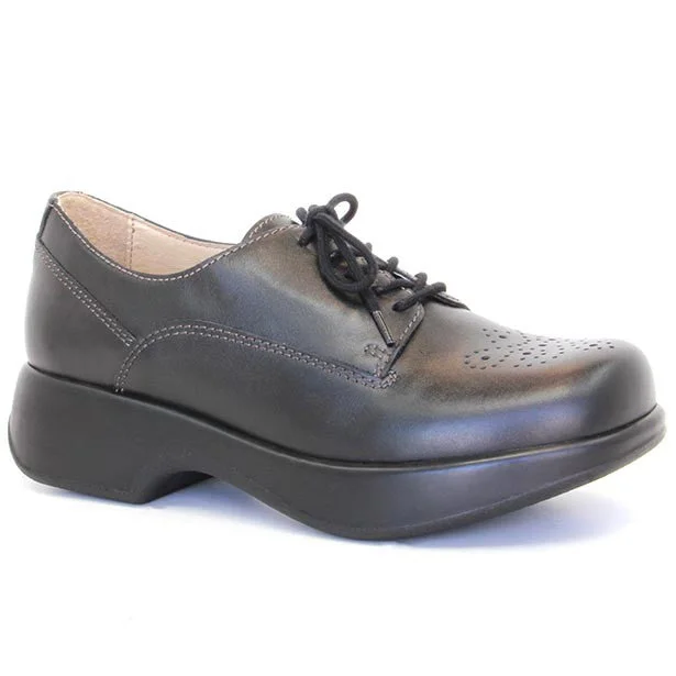 Style Without Limits Dromedaris Women's Sade Shoes