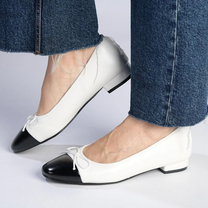 Luxury Fashion Discounts Pierre Cardin Melisse Pump - White / Black