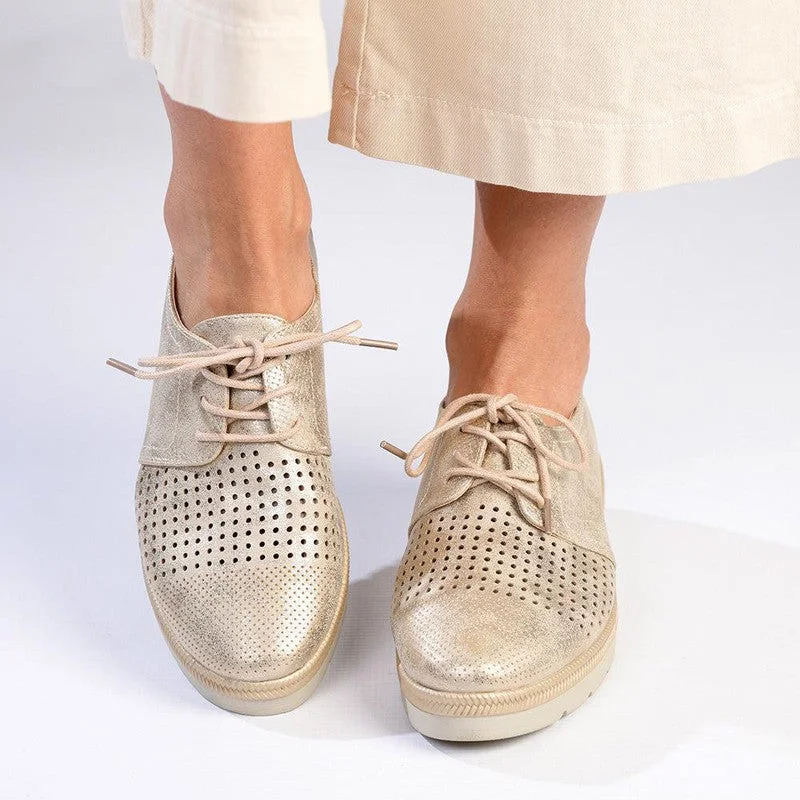 Designer Women's Shoes Soft Style By Hush Puppies Juliet Sneaker - Gold